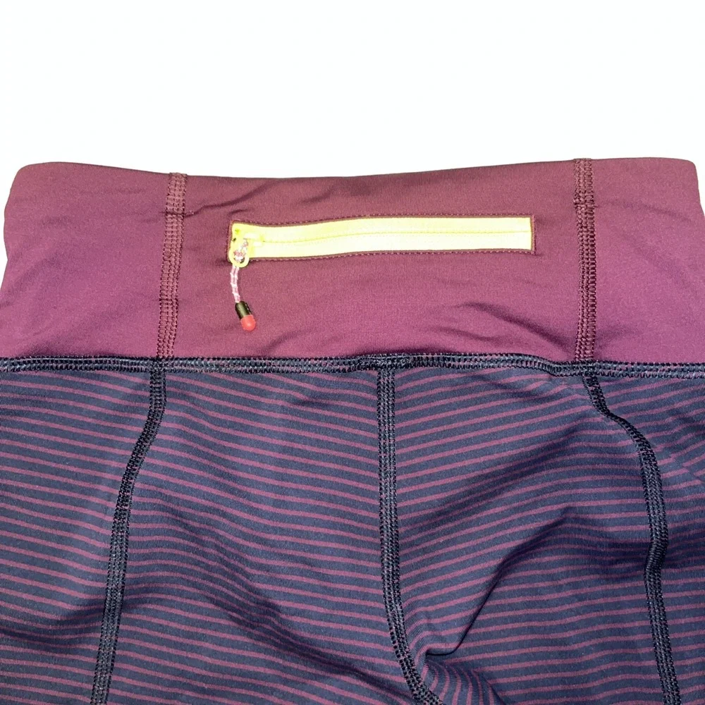 Lululemon Run: For Your Life Crops in a purple and navy hyper-stripe No Size Tag